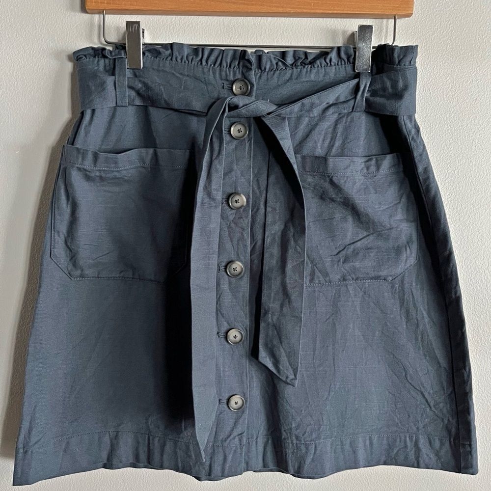 LOFT Paperbag Waist Mini Skirt Gray Tie Belt Button Front Size 2